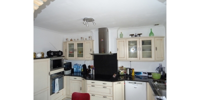 cuisine-meuble-gaz four-evier-frigo-discountimmobilier-weppes-habitat-