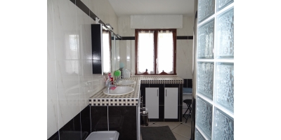 salle de bain-campagne-parking-agenceimmobiliere-nord pas de calais-